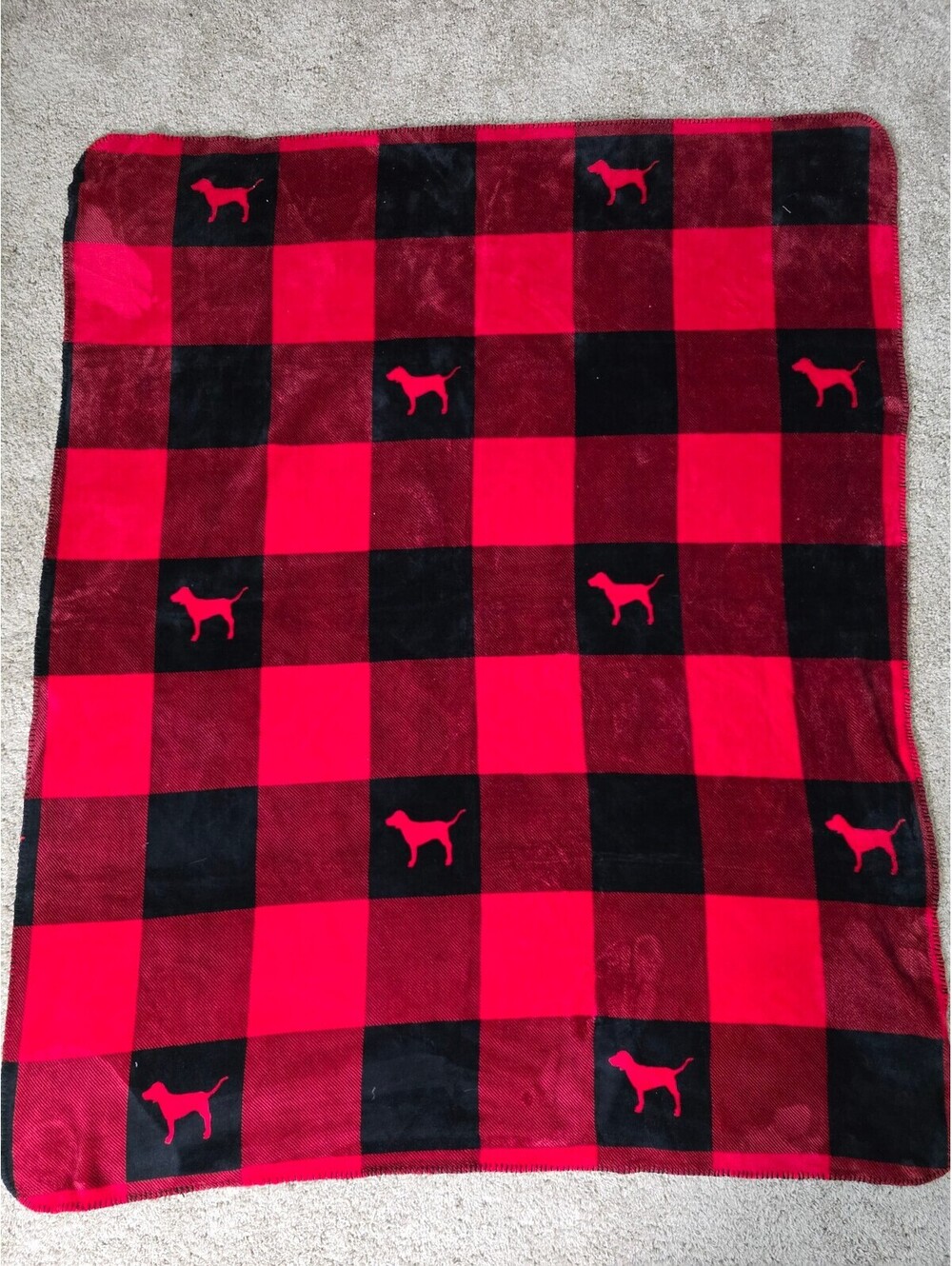 Victoria's Secret PINK Buffalo Plaid Sherpa Throw Blanket Red Black Dog Logo